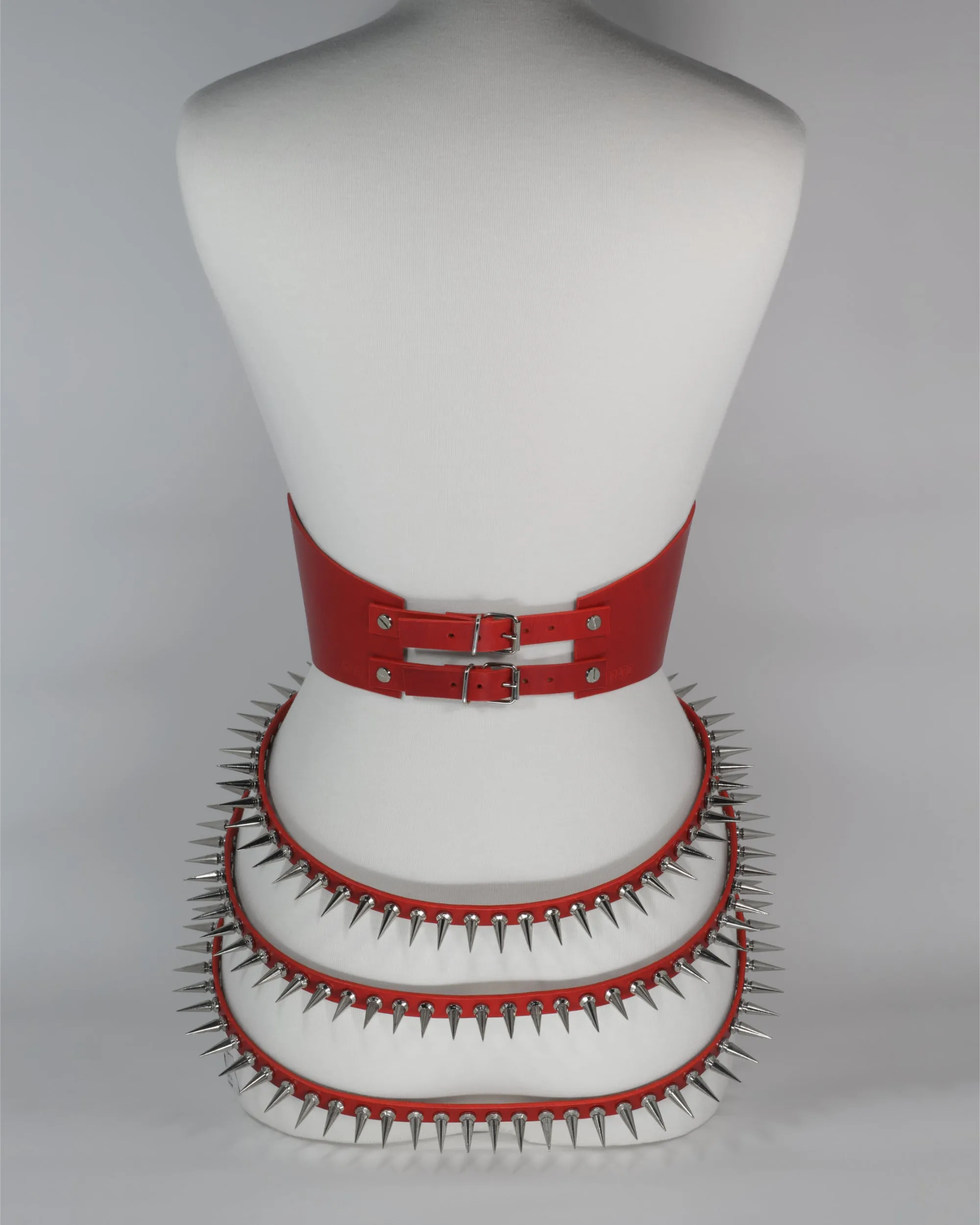17472_with spiked straps