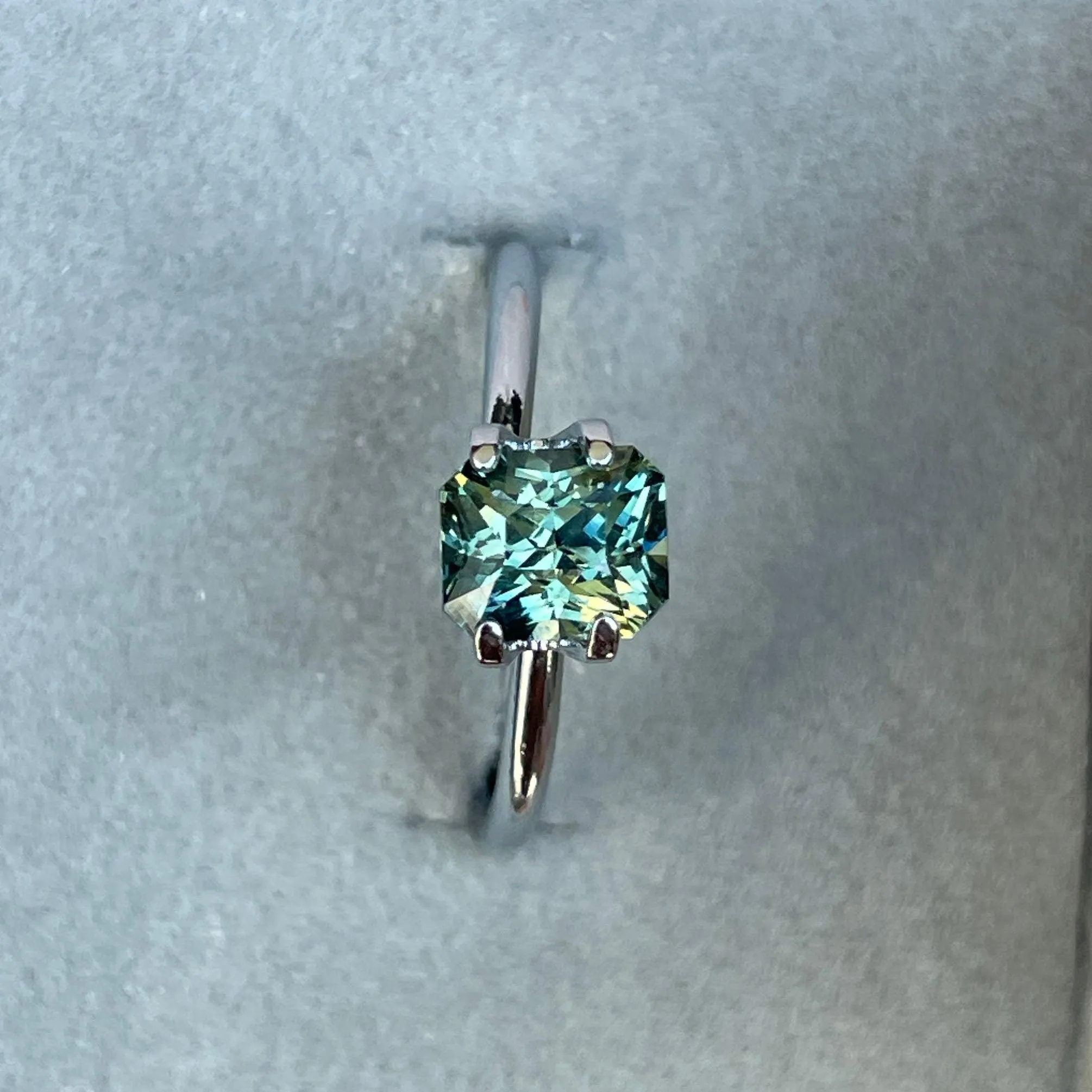 1.75 ct Certified Natural Green Sapphire
