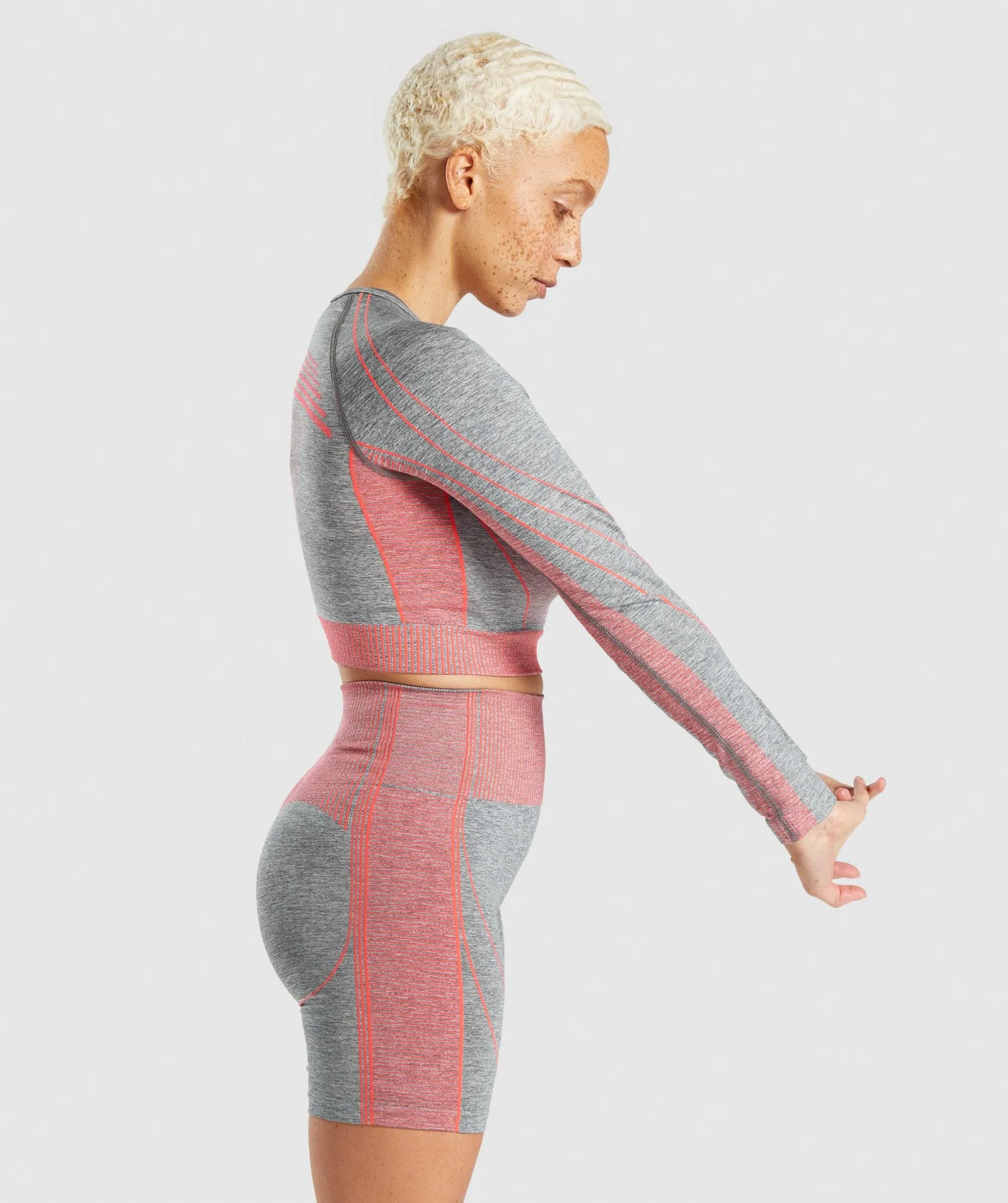 Gymshark Hyper Amplify Long Sleeve Crop Top - Charcoal Marl/Coral
