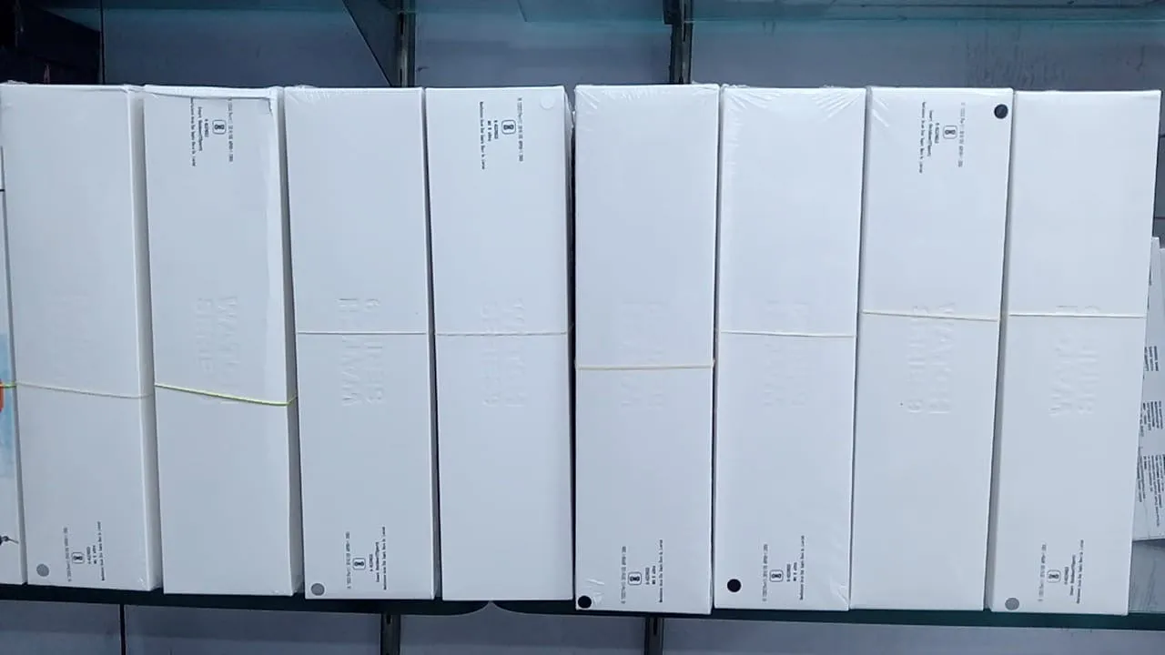 Latest Premium Apple iWatch Series 9 - 1:1 Copy - 45MM - With Apple Logo 🍎 {2024 Edition}
